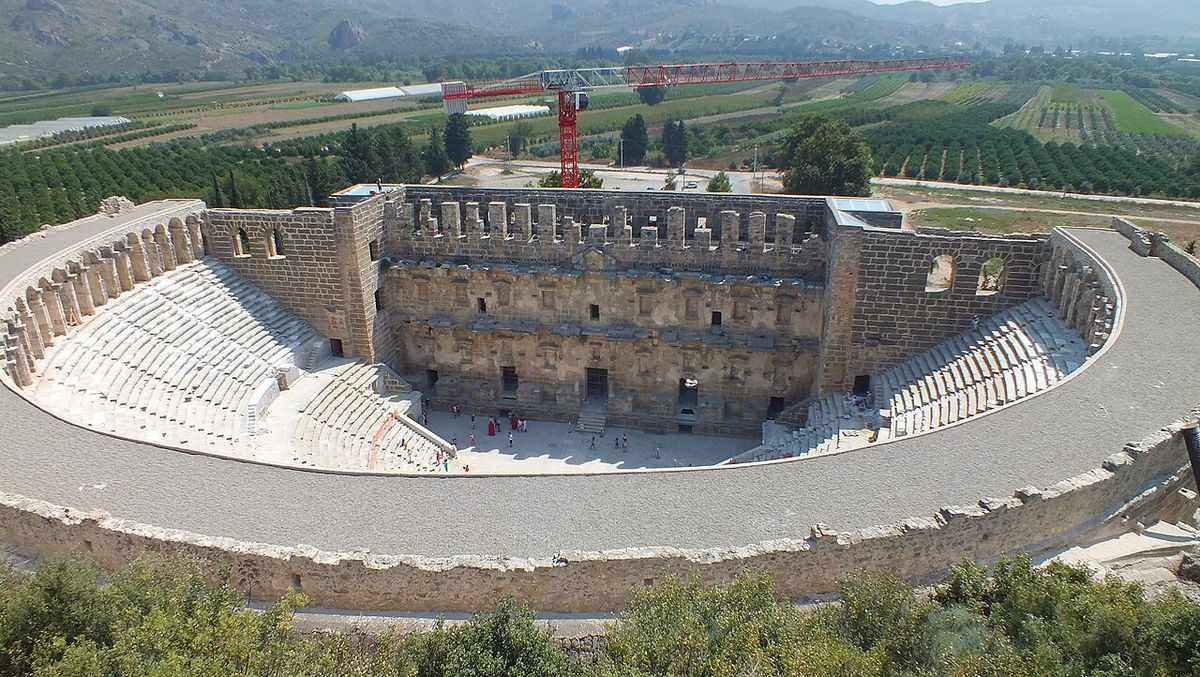 Le théâtre romain d’Aspendos, à une courte excursion vers l’est